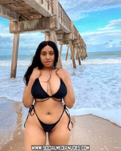 Oshawaiters Cute Black Curvy Body Thick American Influencer